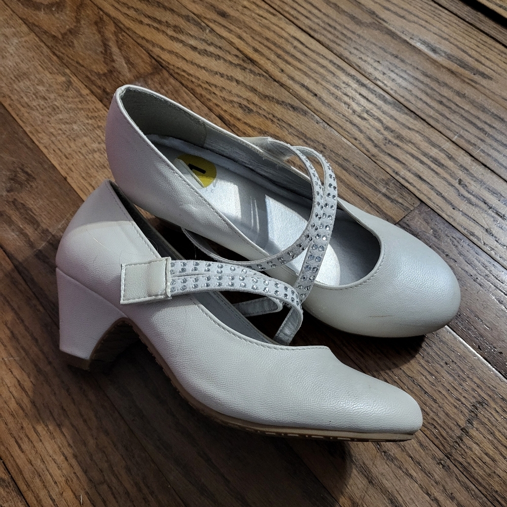 Kenneth Cole Reaction size 1